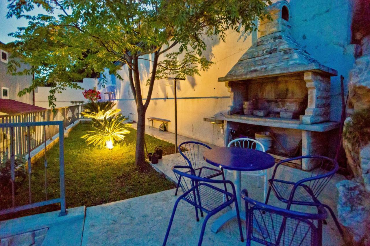 Island Hvar Seaside Villa Levanda With Beach, Pool & Seaview Hvar Town Exterior photo