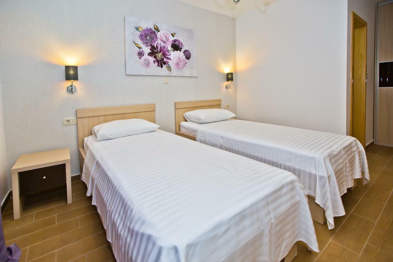 Island Hvar Seaside Villa Levanda With Beach, Pool & Seaview Hvar Town Exterior photo